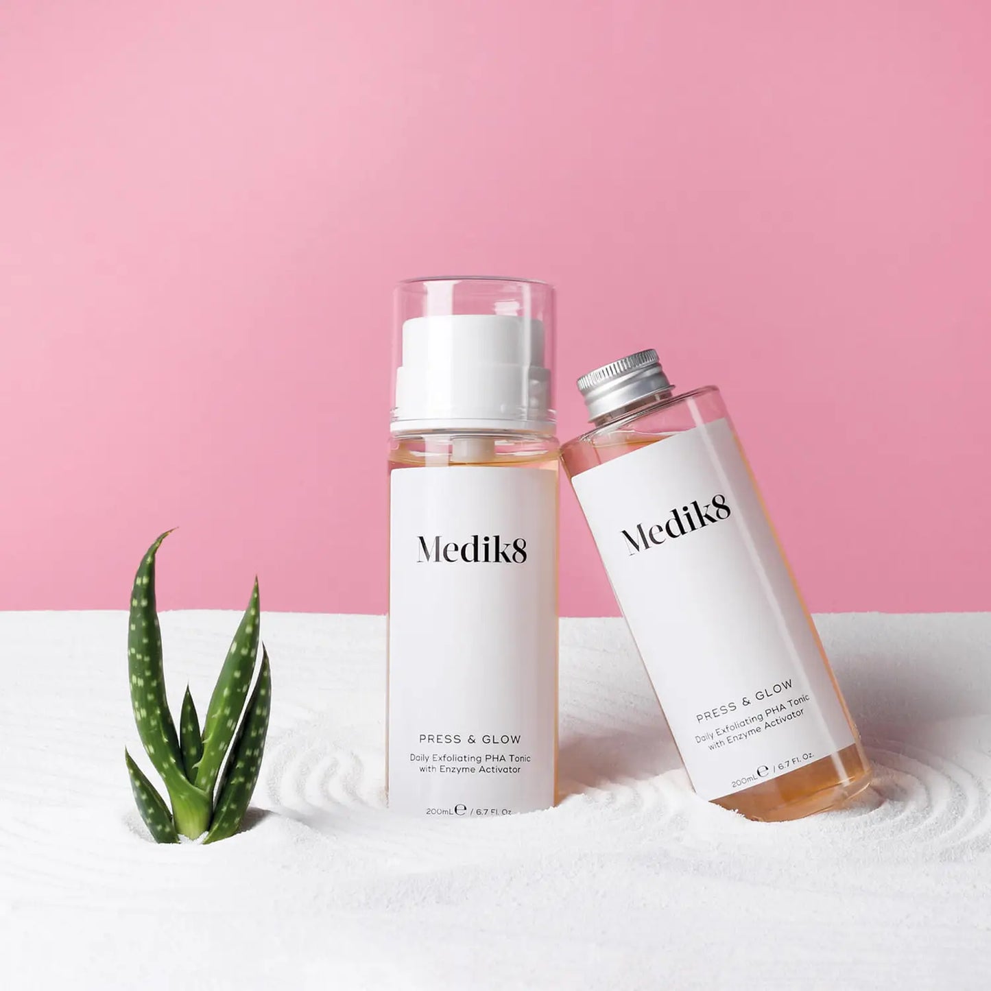 MEDIK8 PRESS AND GLOW TONIC 200M