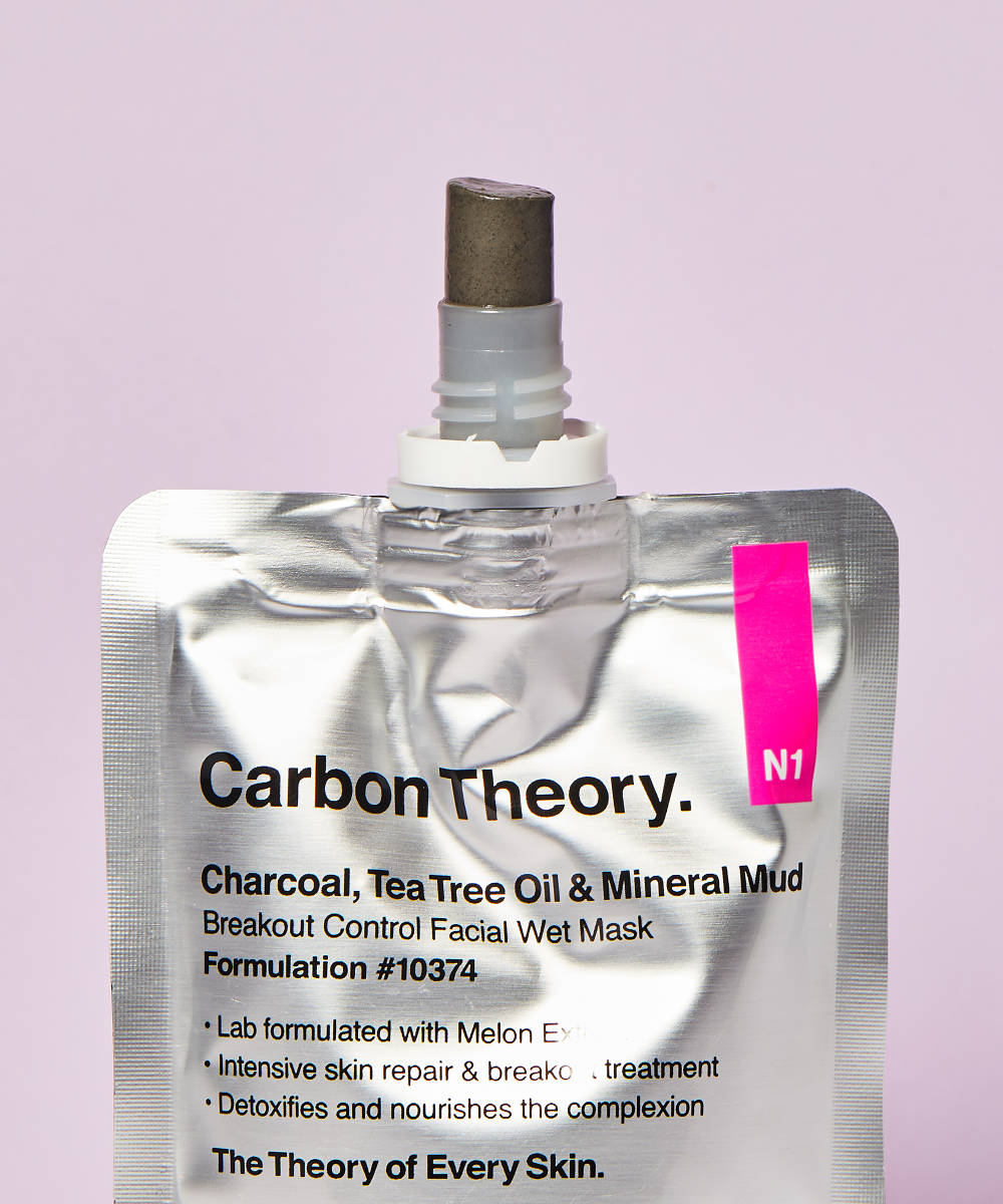 CARBON THEORY CHARCOAL AND TEA TREE OIL MINERAL BREAKOUT CONTROL FACIAL WET MASK 50ml