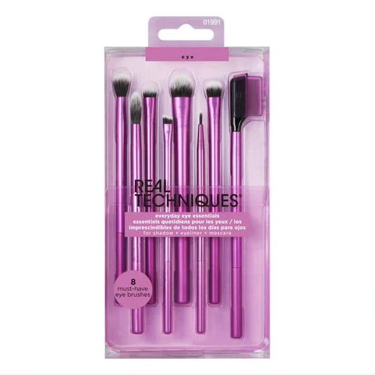 Real Techniques Everyday Eye Essentials Makeup Brush Kit.